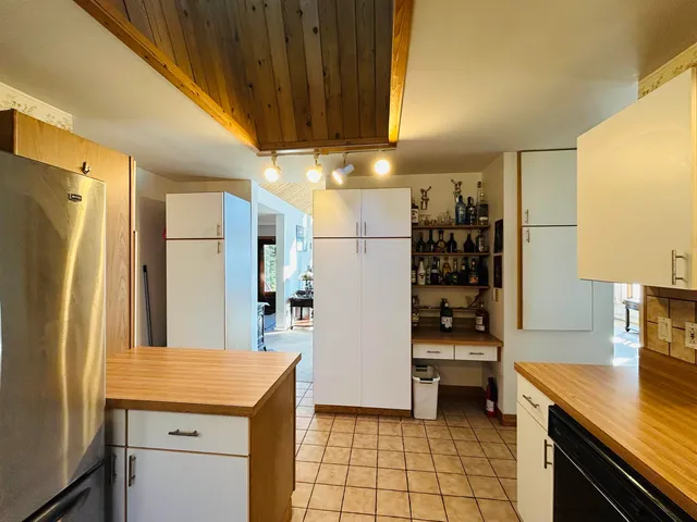 $579,900 | 989 Upton Road, Errol, NH 03579