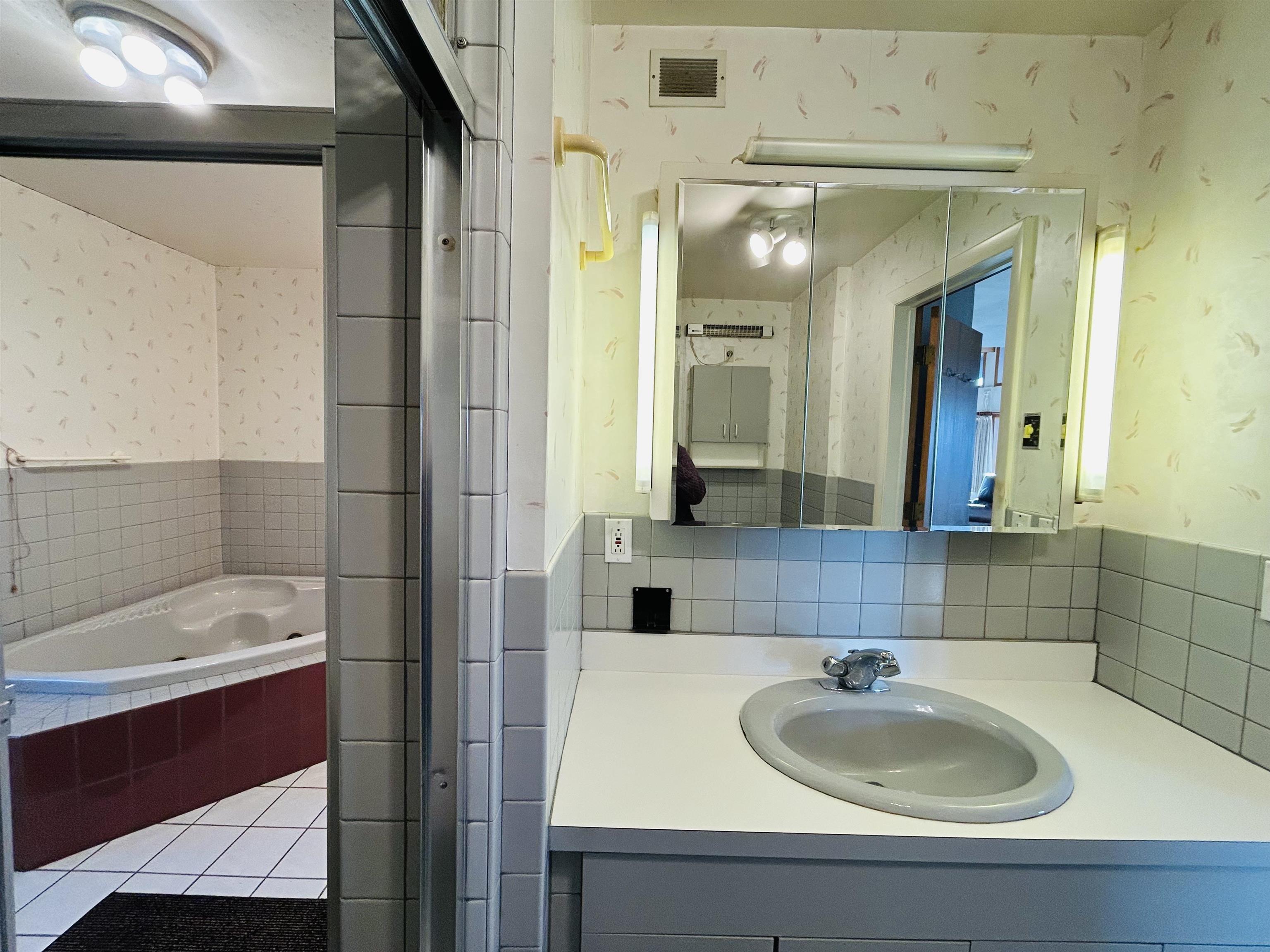 989 Upton Road Errol, NH 03579 - Photo 27 of 36