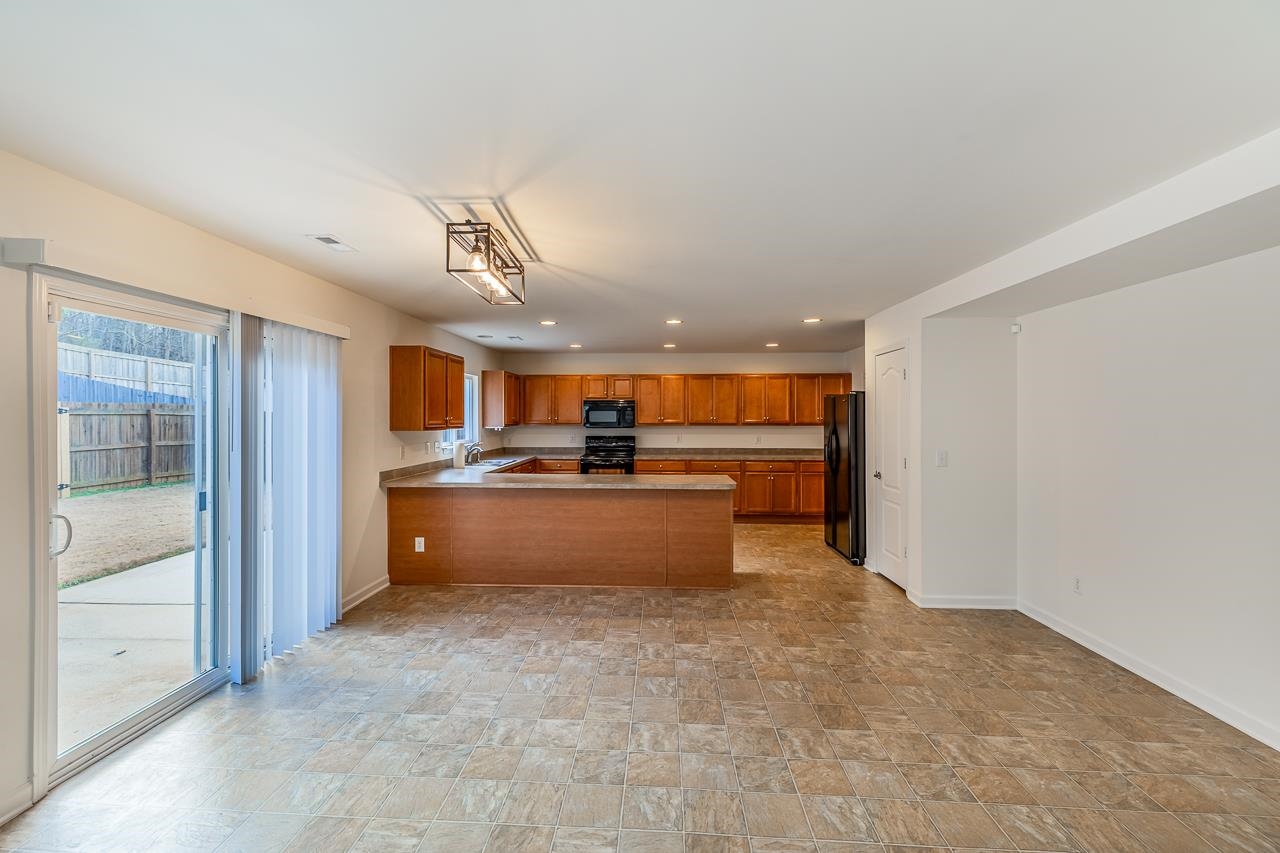 161 Stonewood Crossing Drive Boiling Springs, SC 29316 - Photo 4 of 30