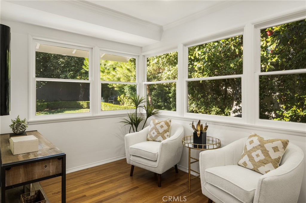 1225 Wabash Street Pasadena, CA 91103 - Photo 28 of 43 a living room with furniture and a window