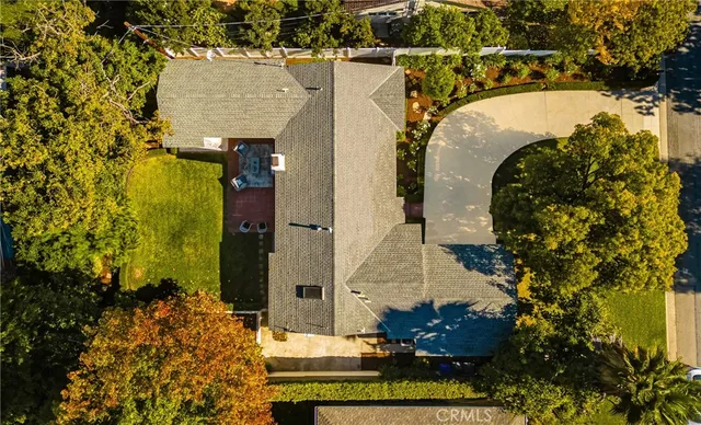 an aerial view of multiple house
