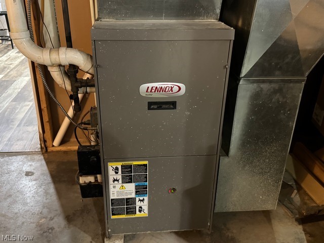 620 Ravenna Road Newton Falls, OH 44444 - Photo 15 of 23 Lennox Elite furnace unit