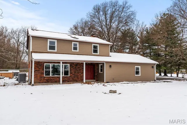 $385,000 | 1181 Old Vincennes Trail, O'Fallon, IL 62269