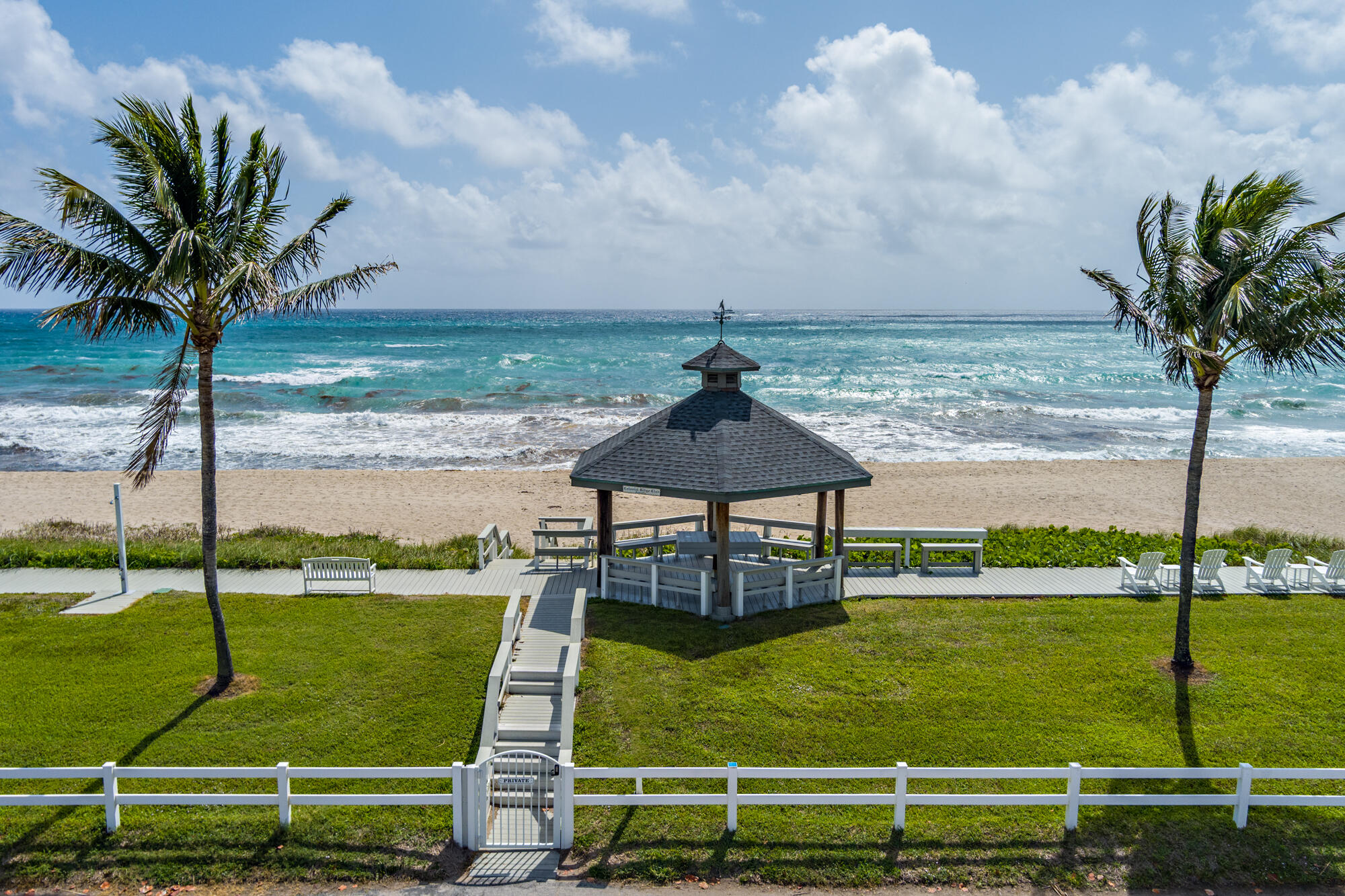 5505 North Ocean Boulevard, Unit 15204 Ocean Ridge, FL 33435 - Photo 33 of 34 a view of a garden with an outdoor space