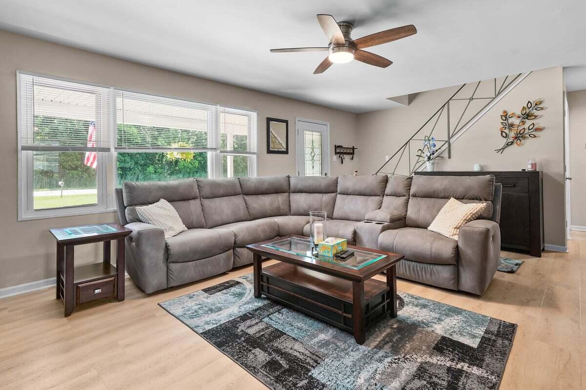 715 McCool Road Valparaiso, IN 46385 - Photo 5 of 22 1200x799