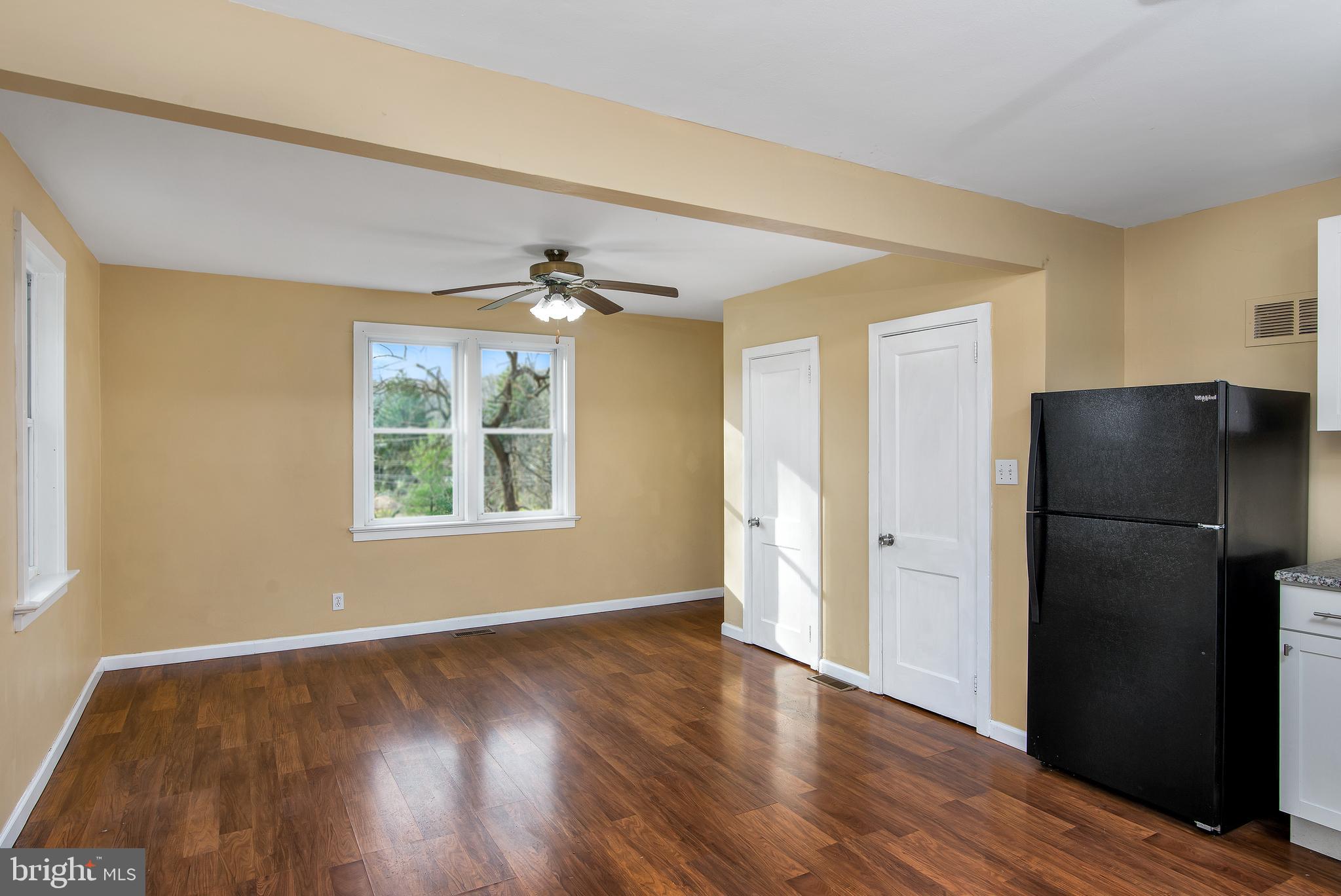 1662 Laurelwood Road Pottstown, PA 19465 - Photo 5 of 25 Gallery Image 5