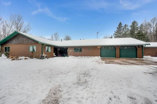 $323,000 | 6813 South 18 St Road, Lake Nebagamon, WI 54849