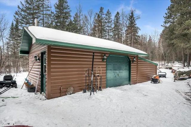$325,000 | 6813 South 18 St Road, Lake Nebagamon, WI 54849