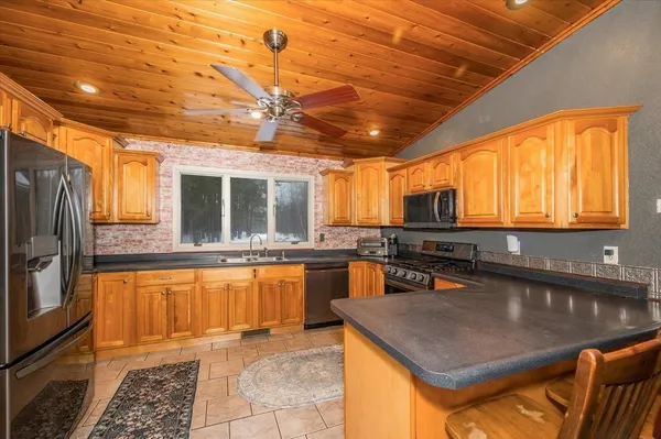 $323,000 | 6813 South 18 St Road, Lake Nebagamon, WI 54849