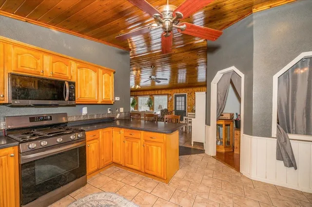 $325,000 | 6813 South 18 St Road, Lake Nebagamon, WI 54849