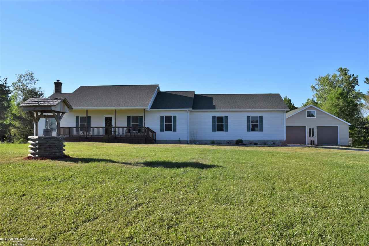 7600 Hewitt Road Avoca, MI 48006 - Photo 1 of 73 31297035.JPG