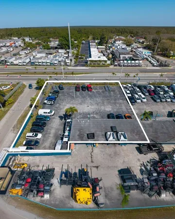 $13,500 | 8800 Northwest 27th Avenue, Unit B, Miami, FL 33147