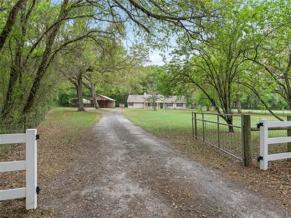 $725,000 | 8234 Highway 301, Bushnell, FL 33513