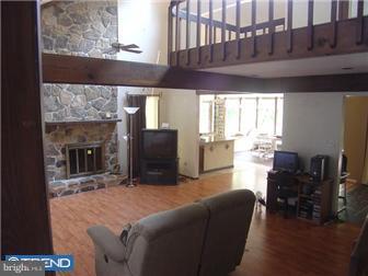 22 Hunter Road Coatesville, PA 19320 - Photo 6 of 12 Great Room