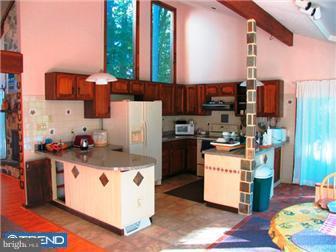 22 Hunter Road Coatesville, PA 19320 - Photo 8 of 12 Kitchen