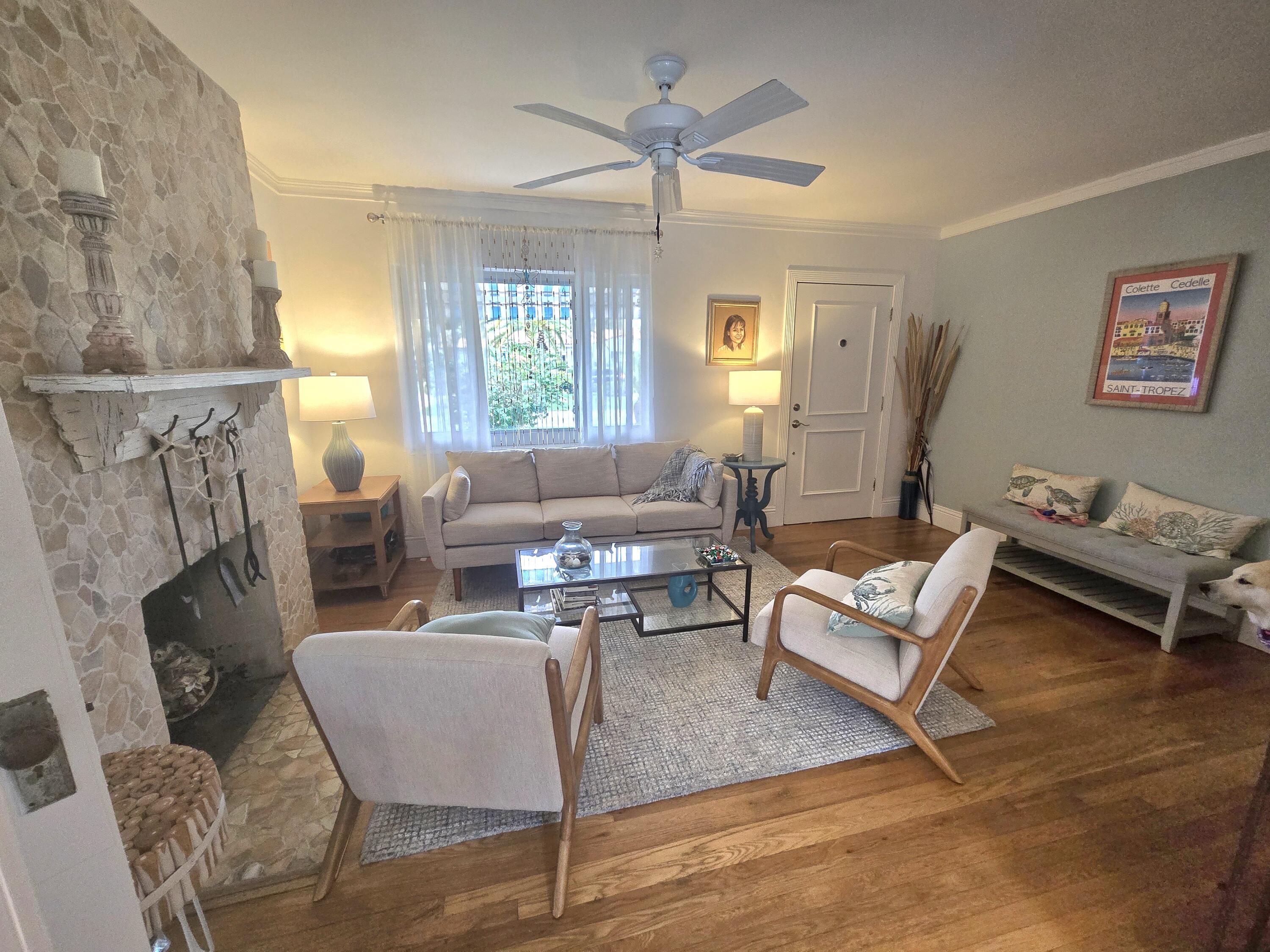 902 East Boca Raton Road Boca Raton, FL 33432 - Photo 5 of 17 LR4