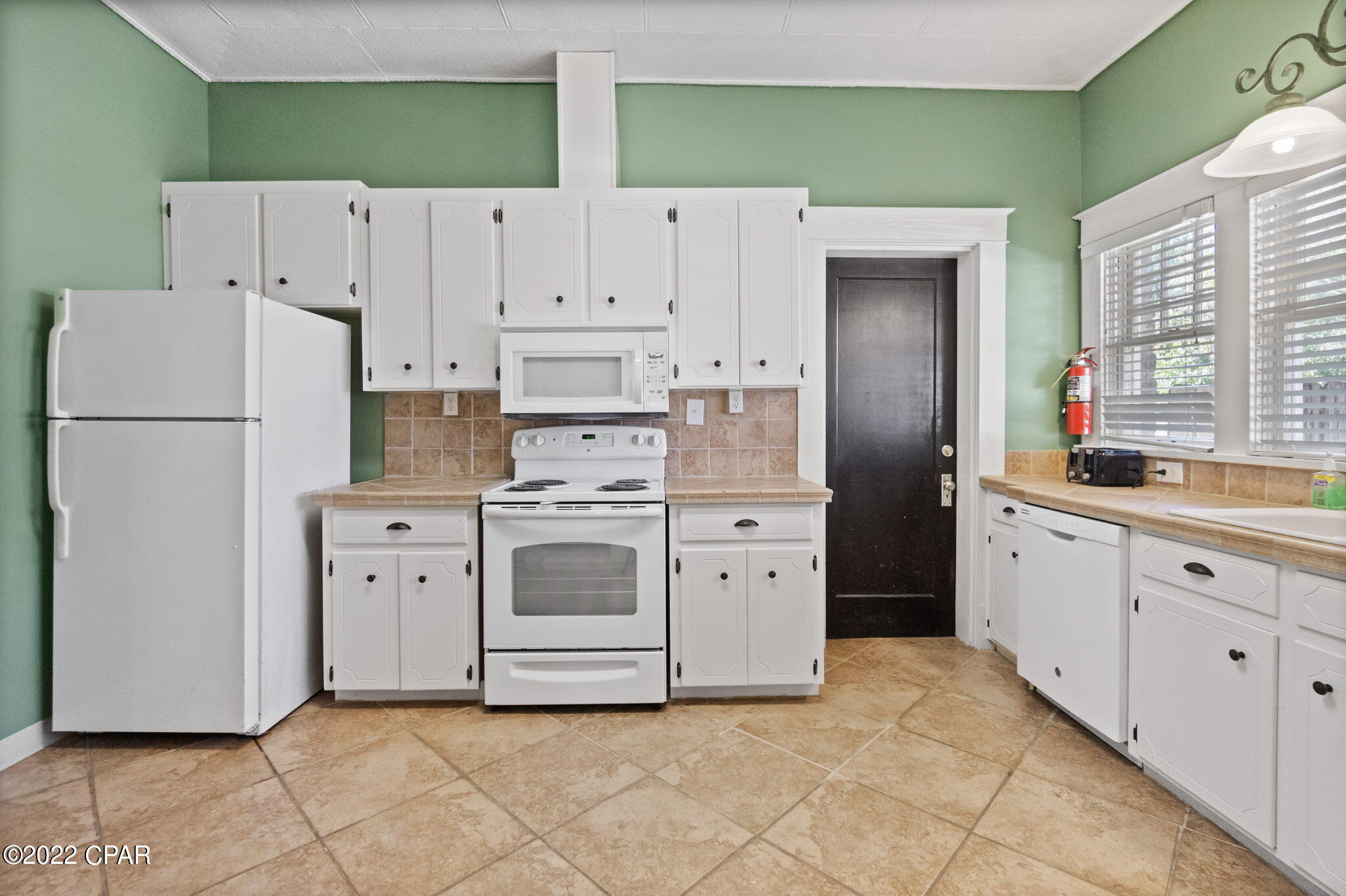 896 Main Street Chipley, FL 32428 - Photo 8 of 41