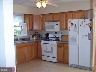 3115 Hayes Road Norristown, PA 19403 - Photo 2 of 6 Gallery Image 2