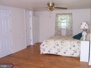 3115 Hayes Road Norristown, PA 19403 - Photo 6 of 6 Gallery Image 6