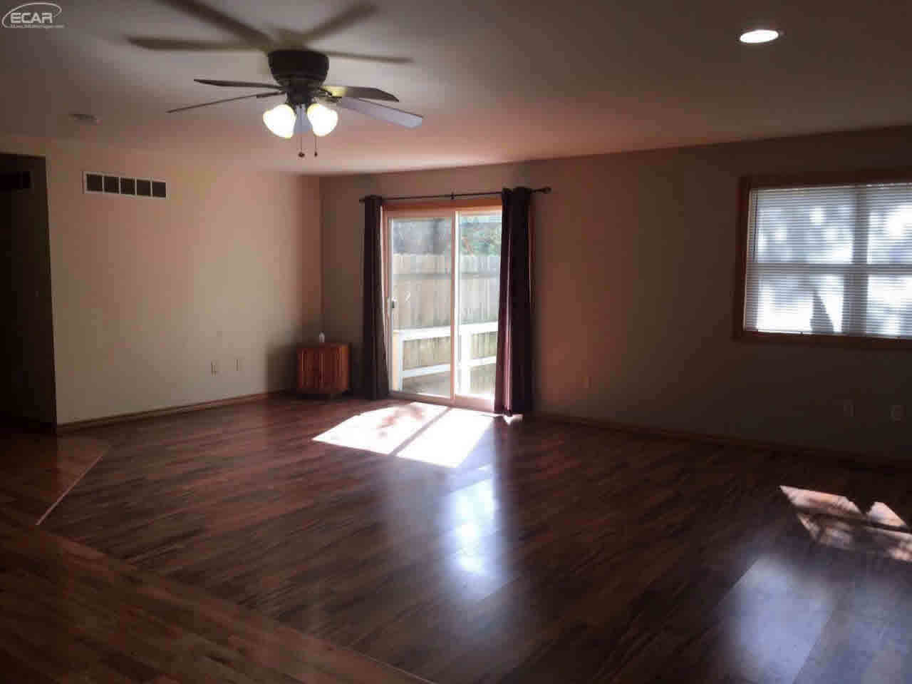 12245 North Linden Road Clio, MI 48420 - Photo 8 of 42 21374965-7.JPG