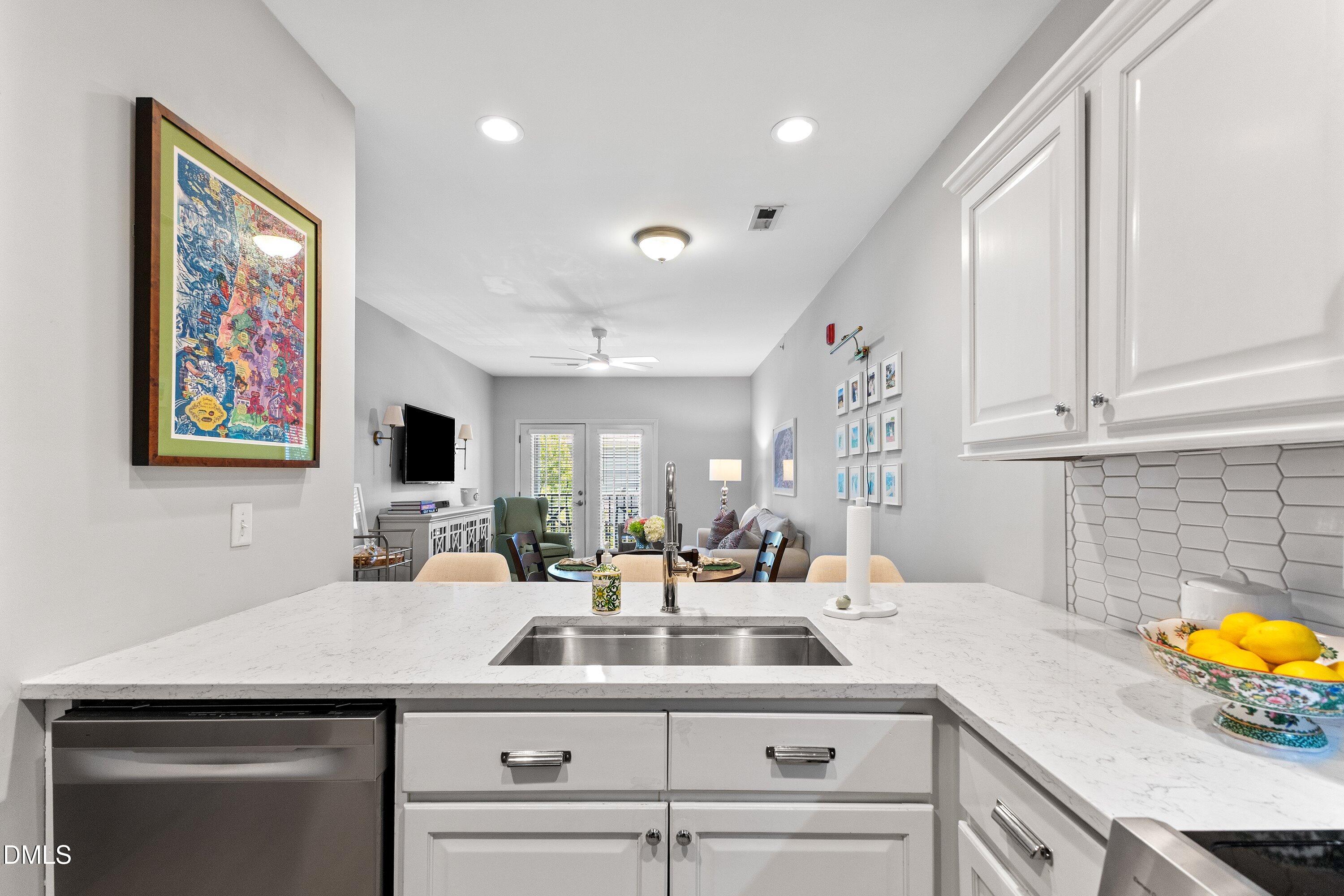 2610 Oldgate Drive, Unit 307 Raleigh, NC 27604 - Photo 4 of 26 04-2610 Oldgate Dr unit 307_5260