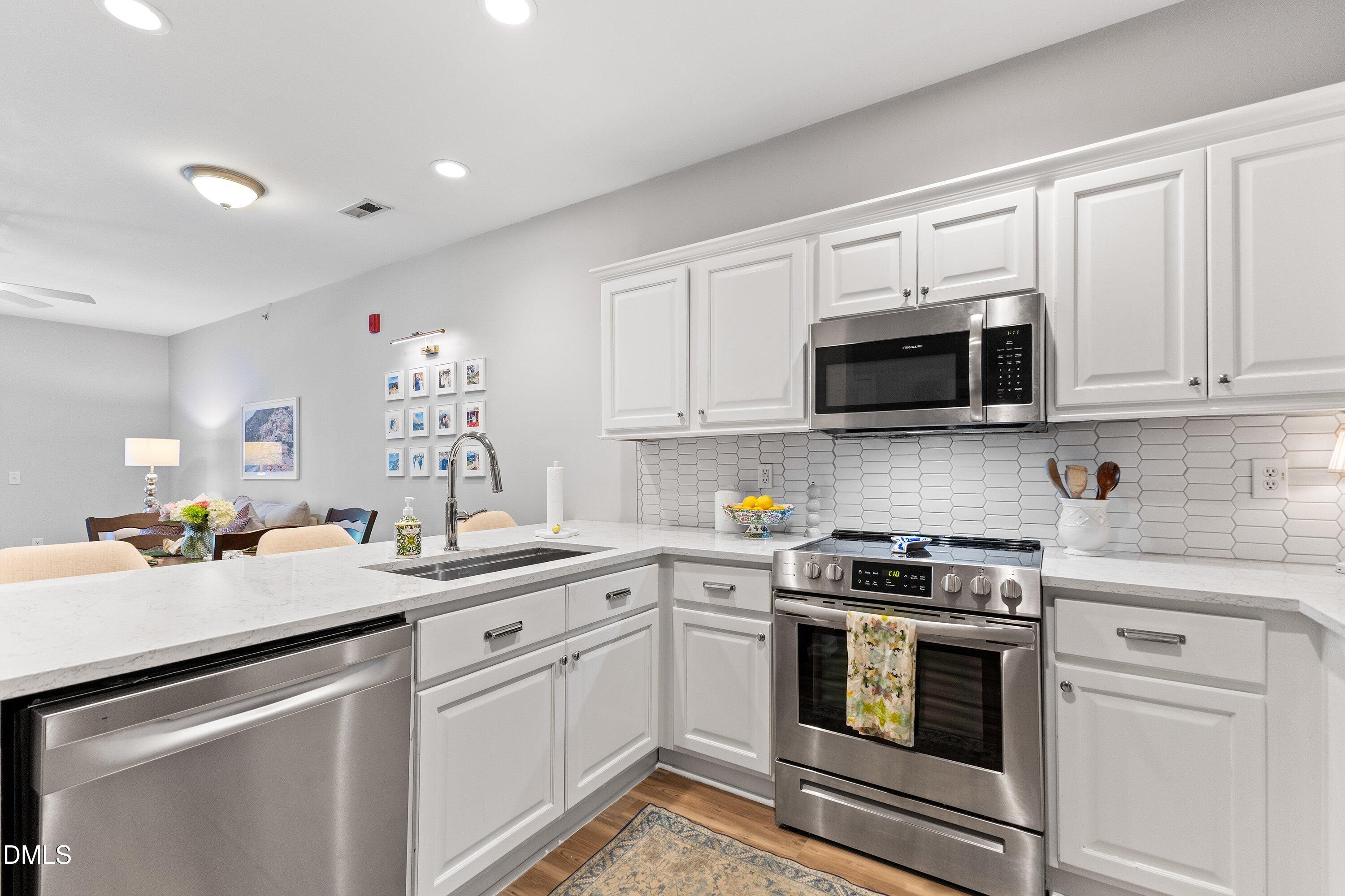 2610 Oldgate Drive, Unit 307 Raleigh, NC 27604 - Photo 7 of 26 07-2610 Oldgate Dr unit 307_5285