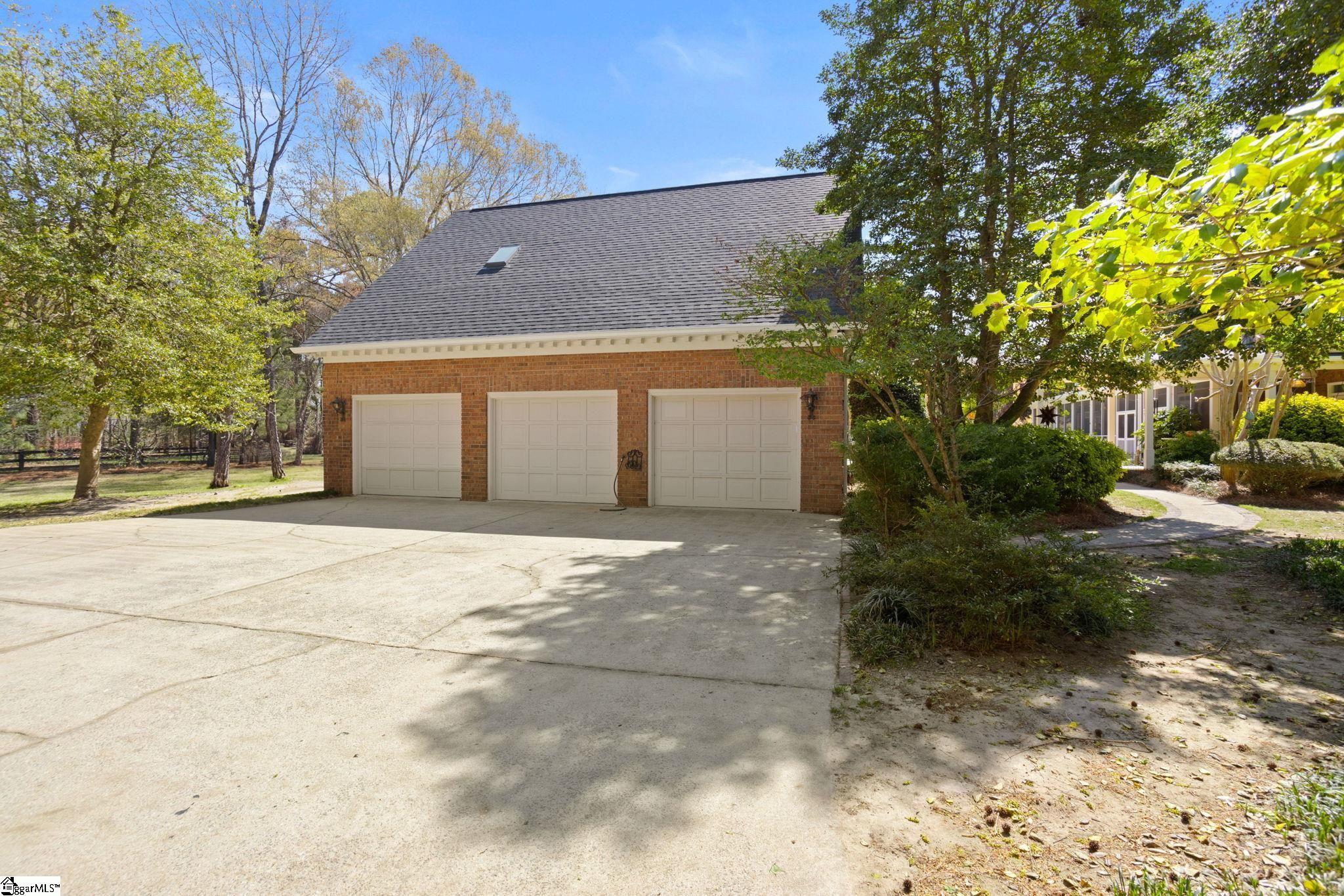 208 Holland Road Simpsonville, SC 29681 - Photo 45 of 50