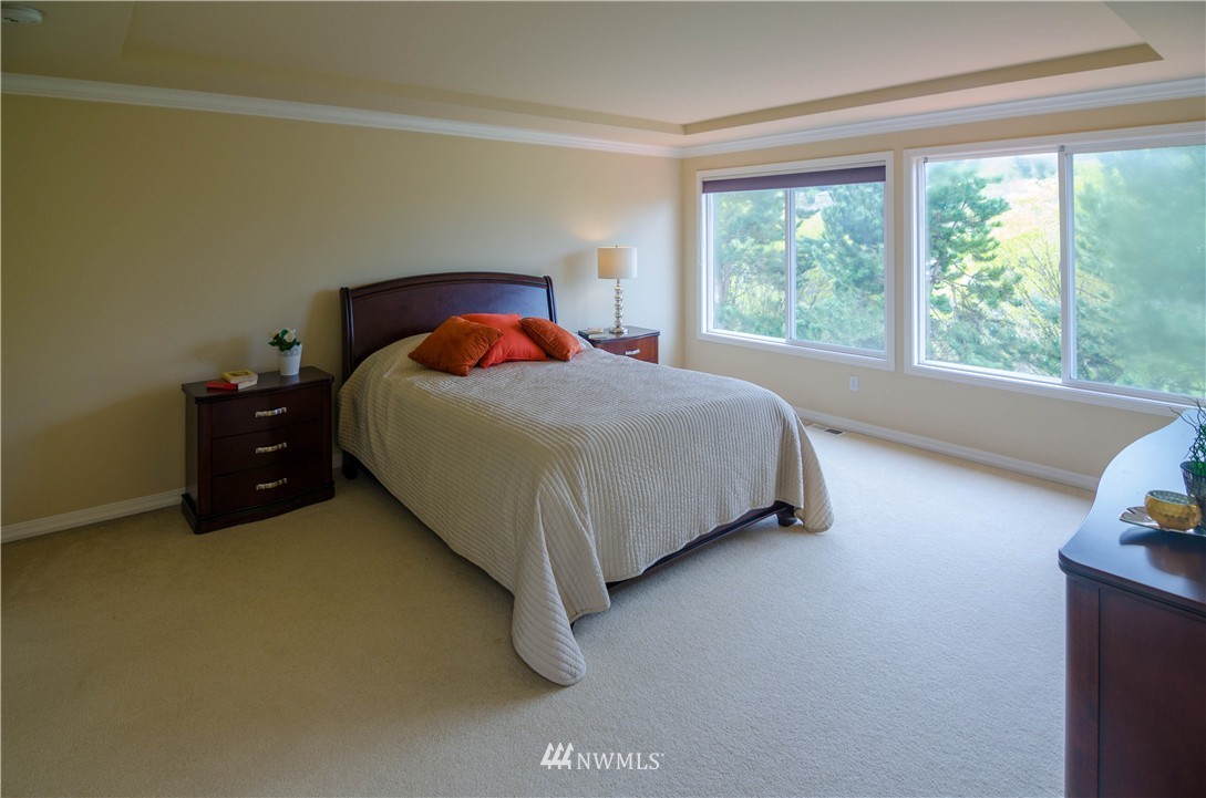 15315 101st Place Northeast Bothell, WA 98011 - Photo 14 of 25 Gallery Image 14