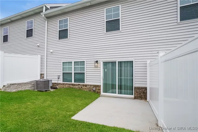 $1,750 | 2068 South Sarah Drive, Jeffersonville, IN 47130