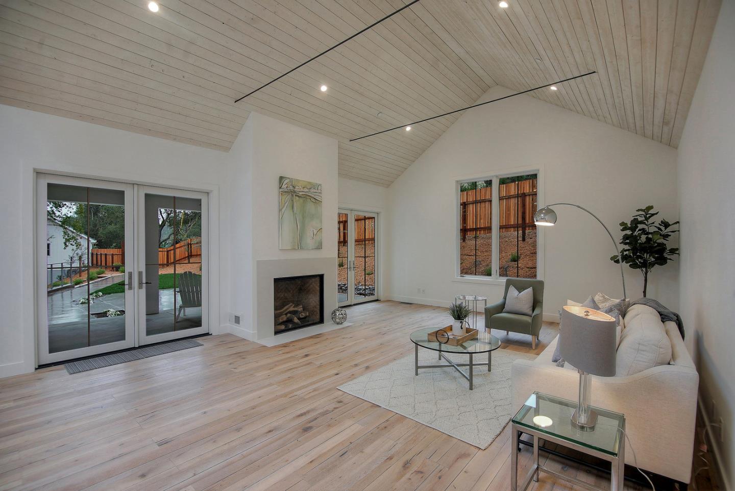 8 Ridge Lane Santa Cruz, CA 95060 - Photo 10 of 29 a living room with furniture and a fireplace
