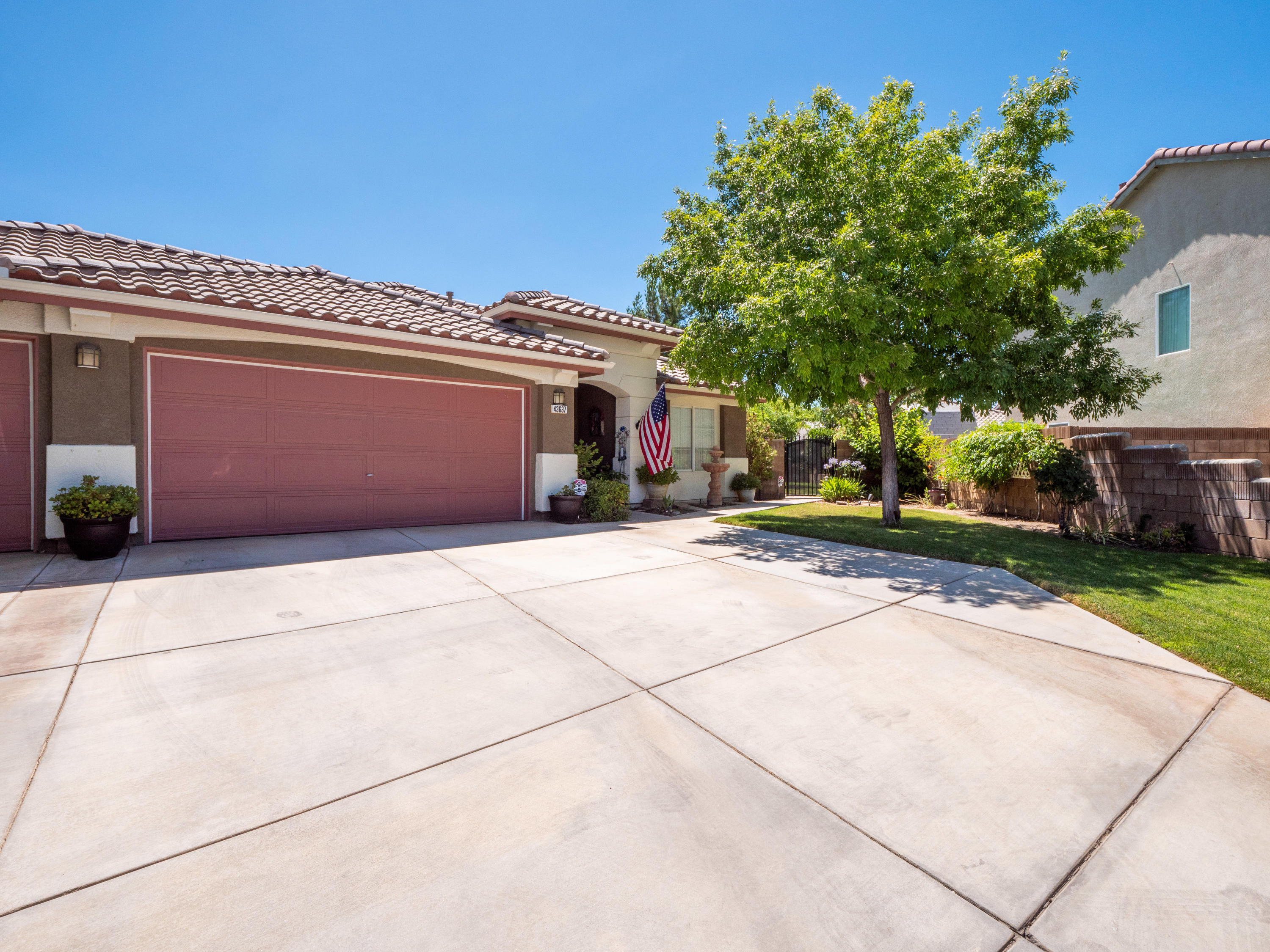 43637 Dana Drive Lancaster, CA 93535 - Photo 1 of 20 9