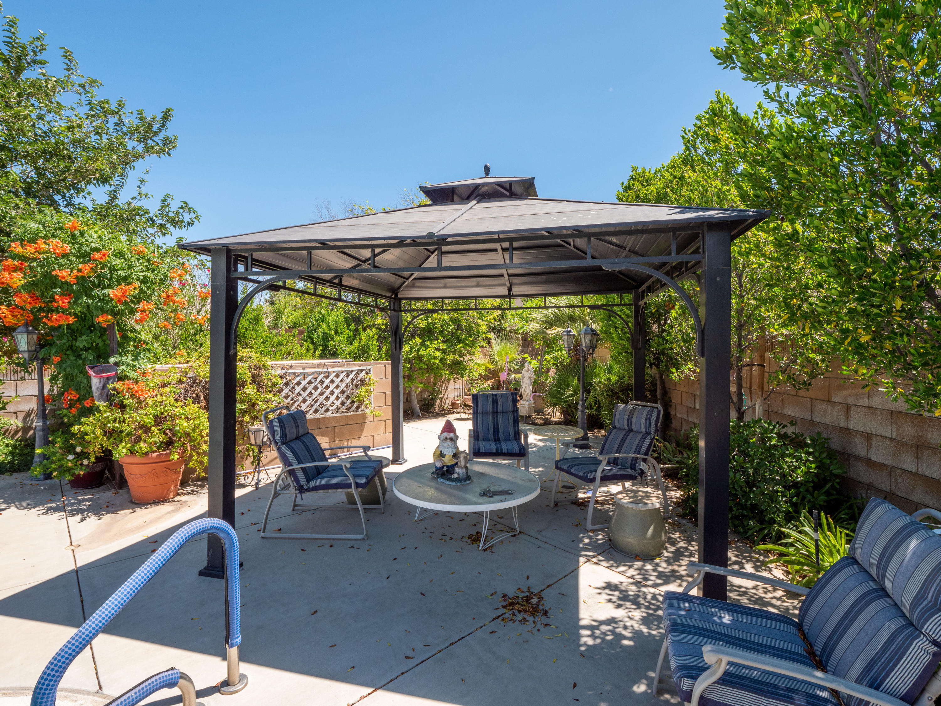 43637 Dana Drive Lancaster, CA 93535 - Photo 16 of 20 17