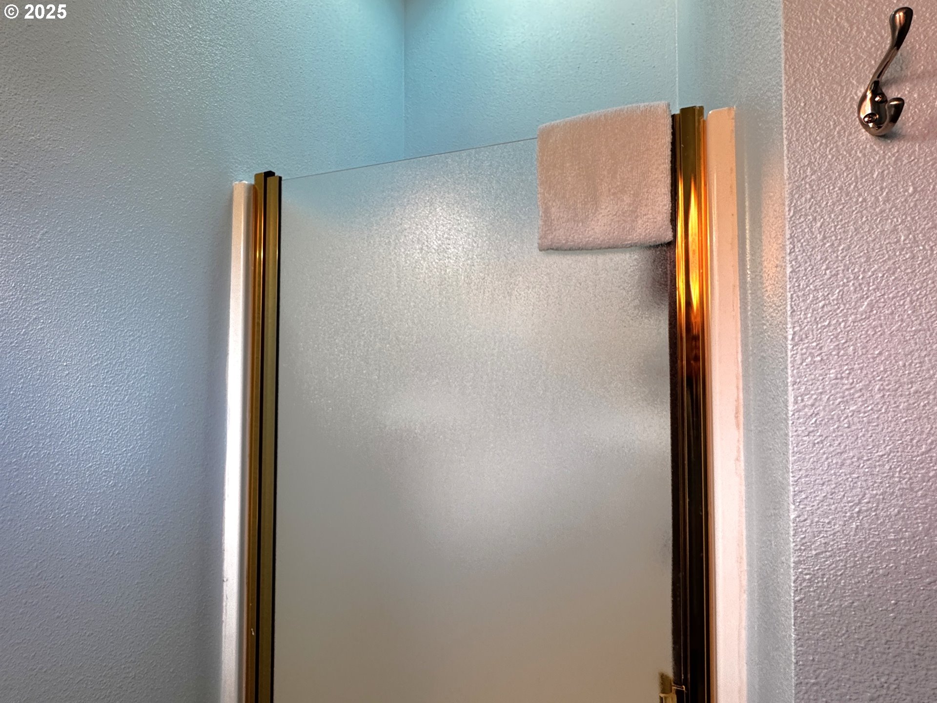 19921 Whaleshead Road, Unit T 1 Brookings, OR 97415 - Photo 34 of 45 Bathroom