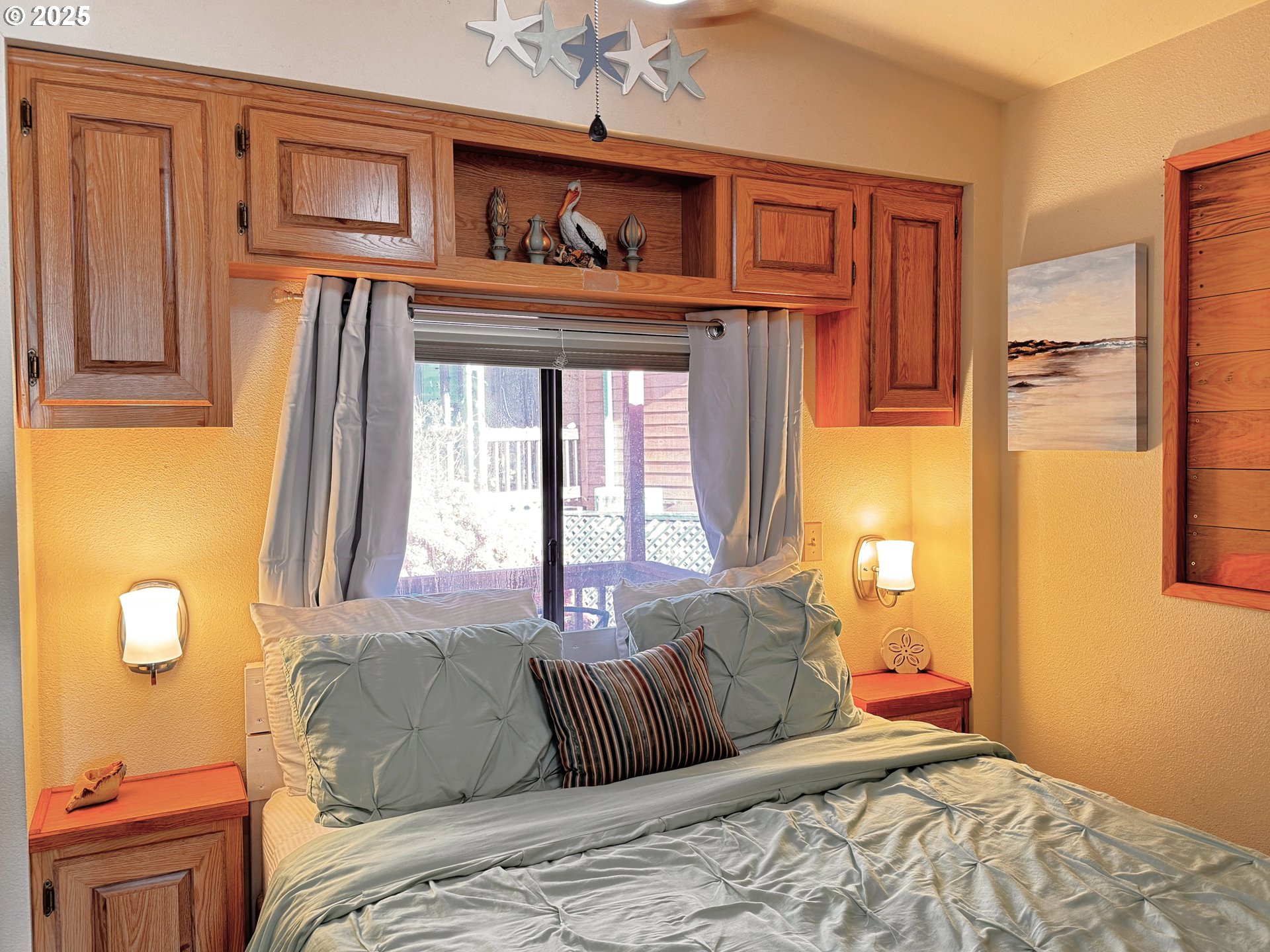 19921 Whaleshead Road, Unit T 1 Brookings, OR 97415 - Photo 37 of 45 Bedroom