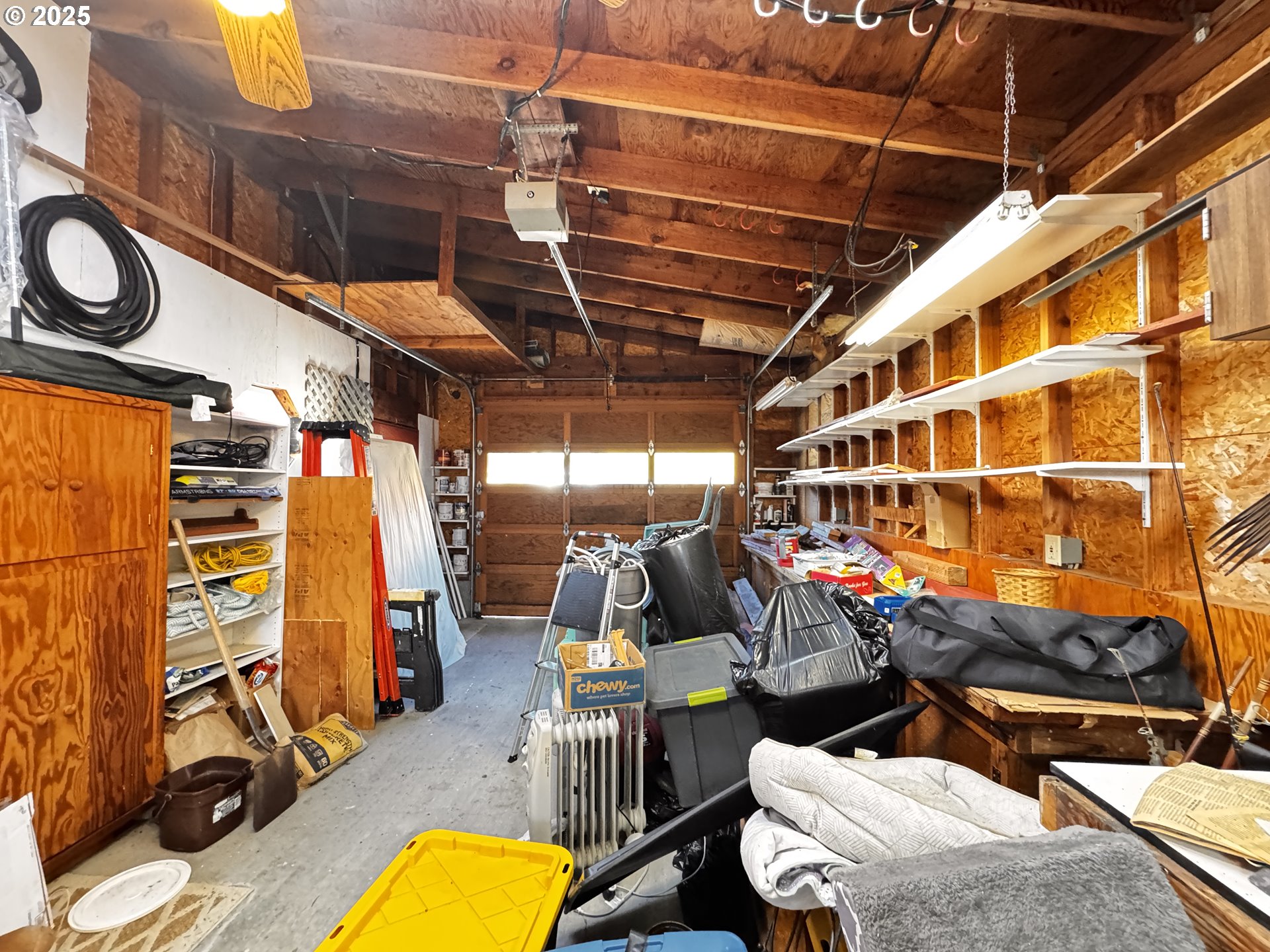 19921 Whaleshead Road, Unit T 1 Brookings, OR 97415 - Photo 40 of 45 Garage