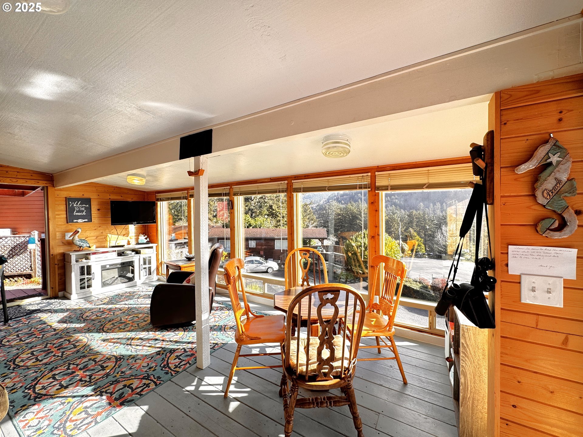 19921 Whaleshead Road, Unit T 1 Brookings, OR 97415 - Photo 9 of 45 Family Room