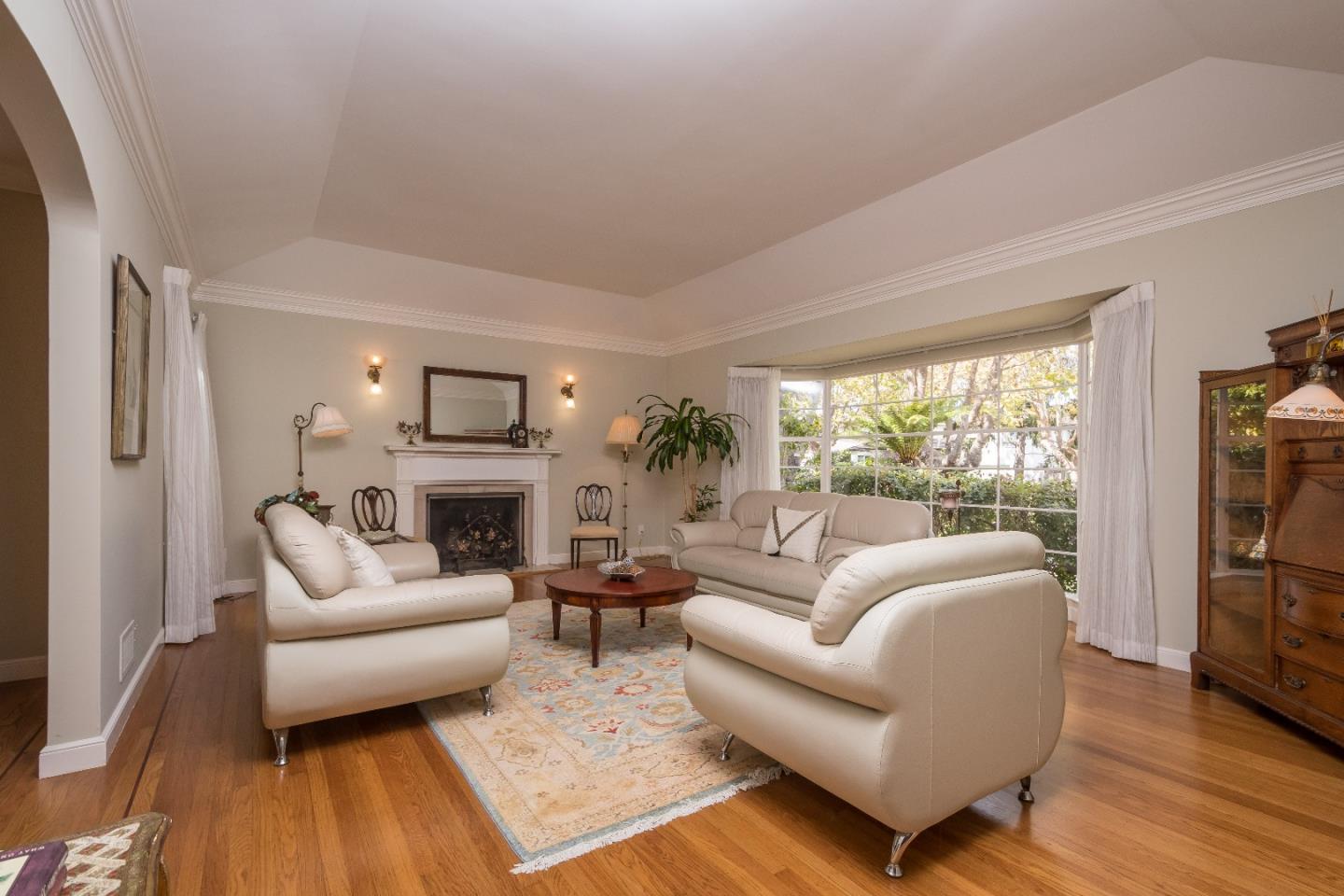 625 Parrott Drive San Mateo, CA 94402 - Photo 5 of 22