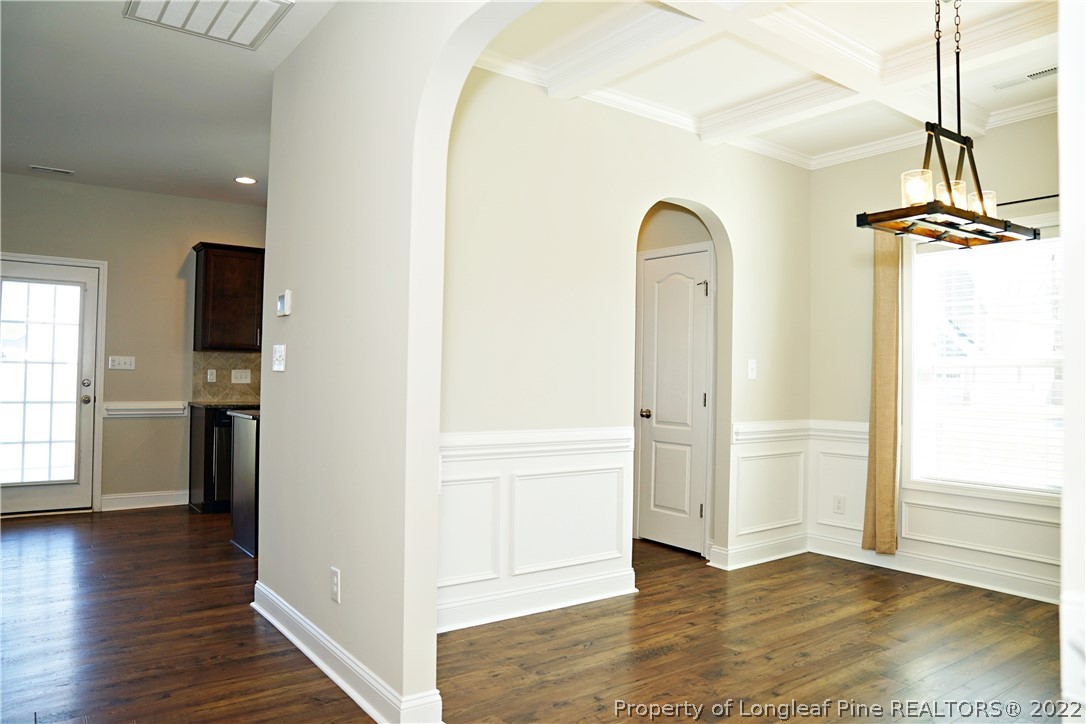 6804 Hunters Den Road Hope Mills, NC 28348 - Photo 5 of 22 Gallery Image 5