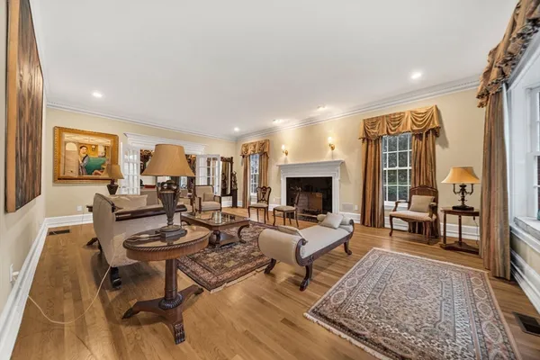 $15,000 | 36 Bellevue Road, Wellesley, MA 02481