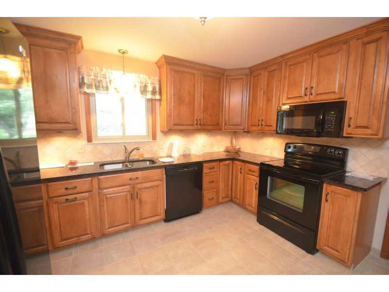 540 Braugham Road Indianapolis, IN 46227 - Photo 12 of 22 Gallery Image 12