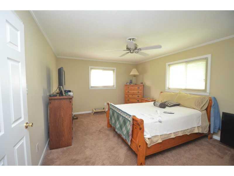 540 Braugham Road Indianapolis, IN 46227 - Photo 13 of 22 Gallery Image 13