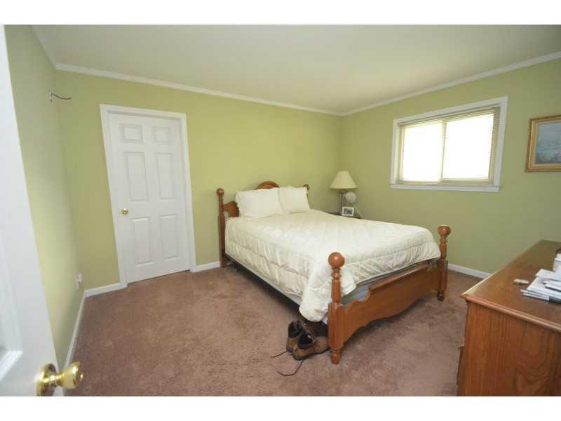 540 Braugham Road Indianapolis, IN 46227 - Photo 15 of 22 Gallery Image 15