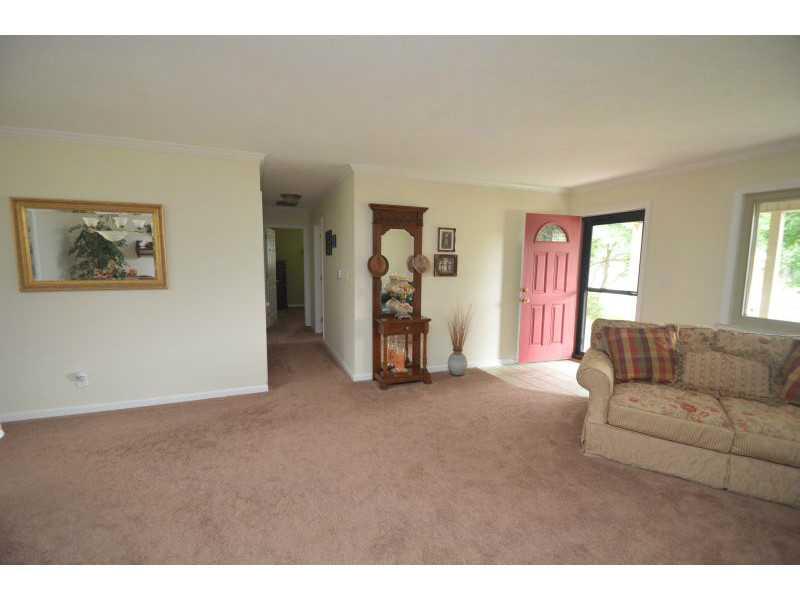 540 Braugham Road Indianapolis, IN 46227 - Photo 10 of 22 Gallery Image 10