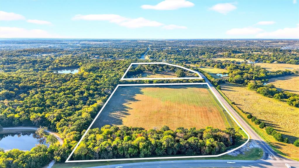 Tbd Tbd Fm-131 Denison, TX 75020 - Photo 2 of 22 a view of a city