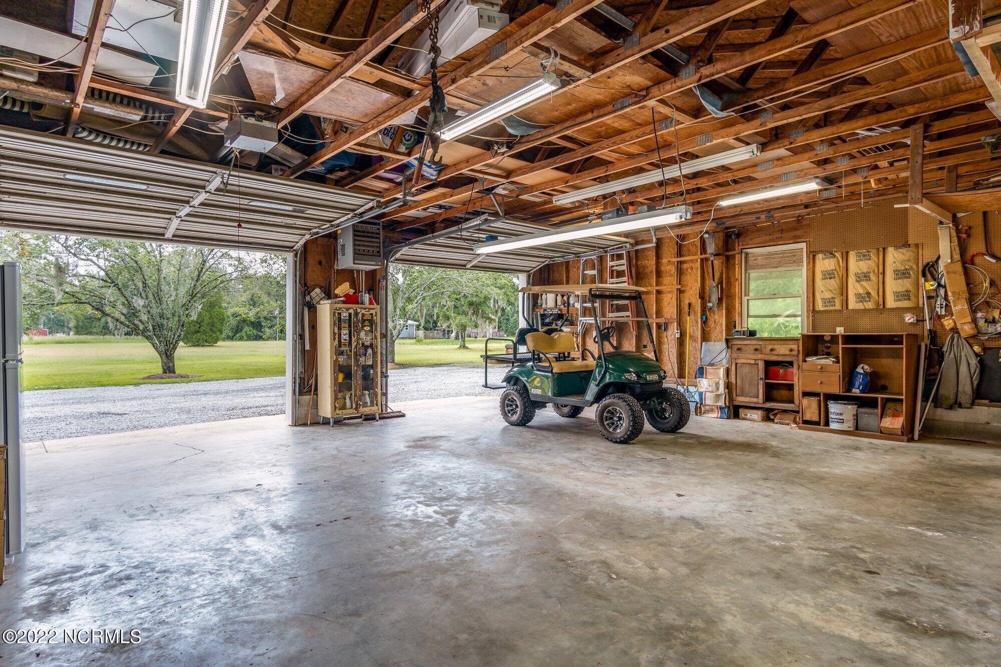 273 Sand Ridge Road New Bern, NC 28560 - Photo 29 of 29 Garage