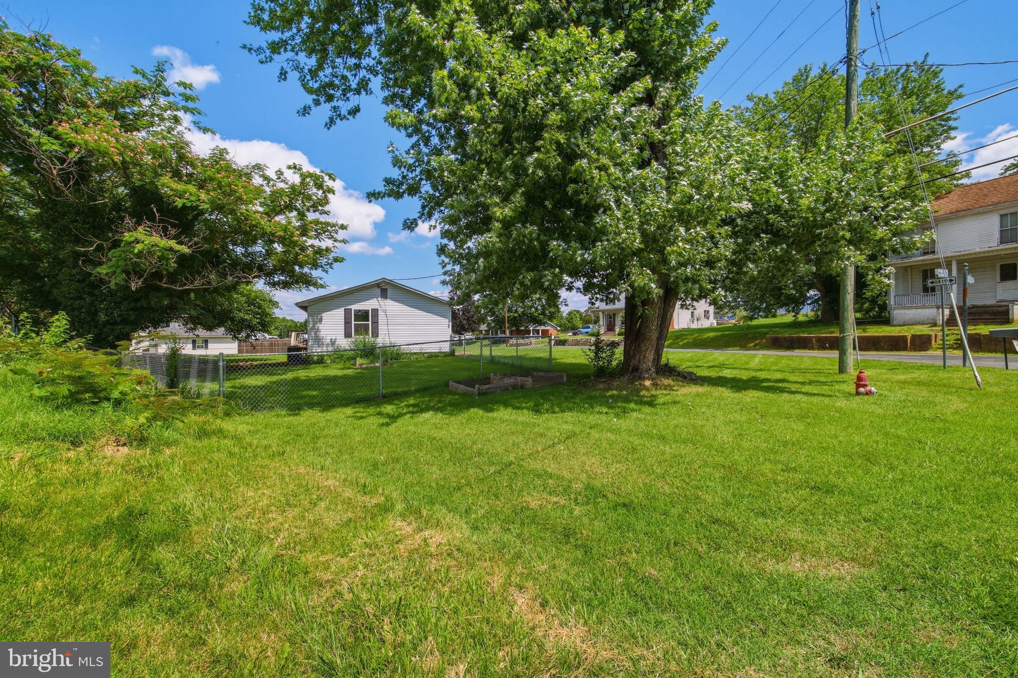 304 Palmyra Road Edinburg, VA 22824 - Photo 7 of 29