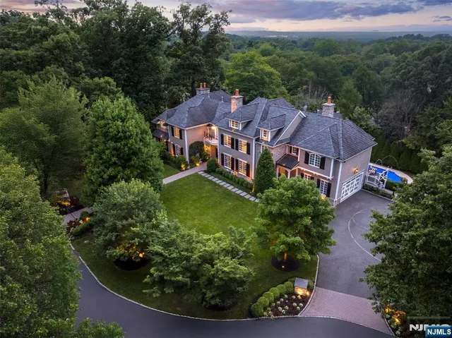 $4,275,000 | 11 Hamilton Road, Short Hills, NJ 07078