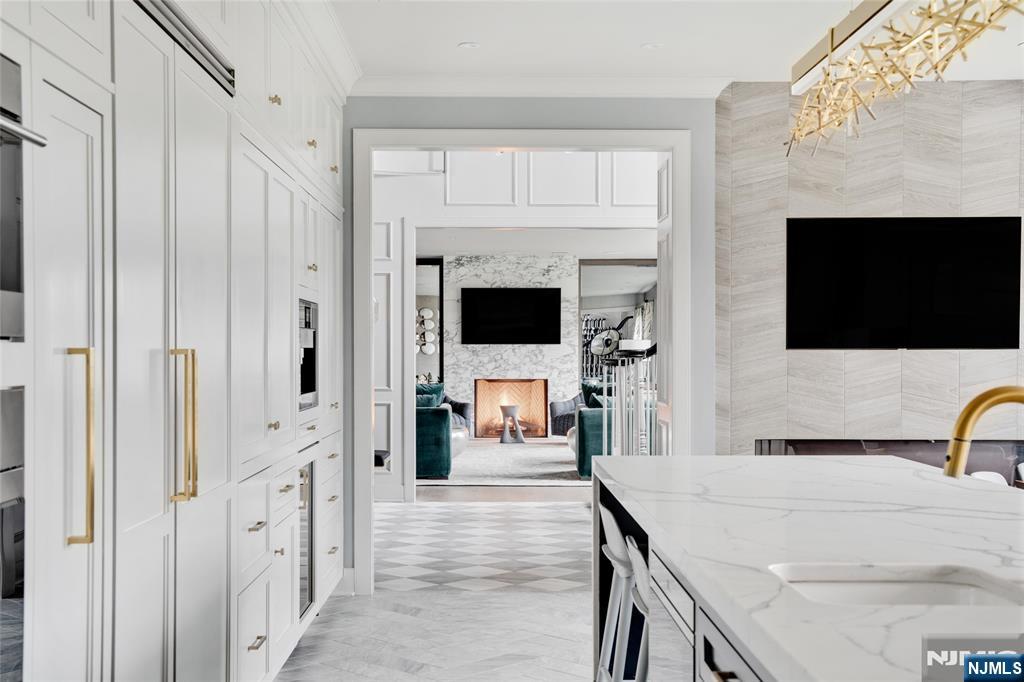 11 Hamilton Road Short Hills, NJ 07078 - Photo 20 of 50