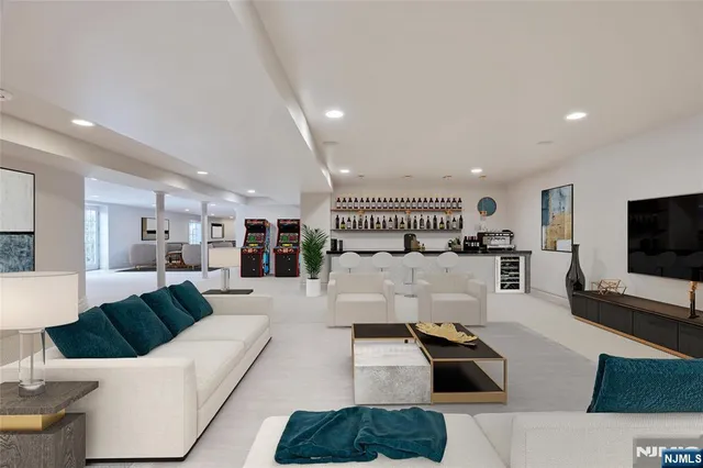 $4,275,000 | 11 Hamilton Road, Short Hills, NJ 07078