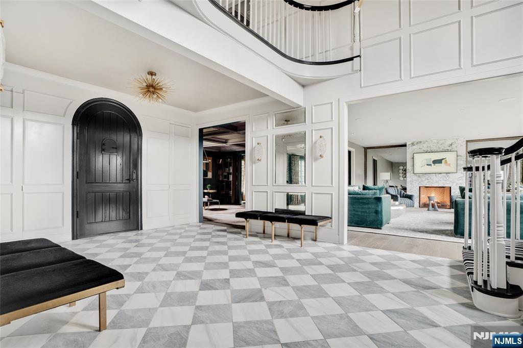 11 Hamilton Road Short Hills, NJ 07078 - Photo 5 of 50